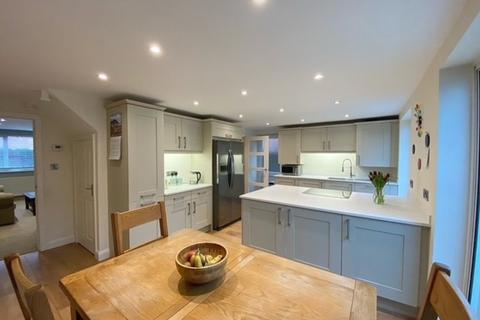 4 Ashburn Drive, Wetherby, LS22 5RD