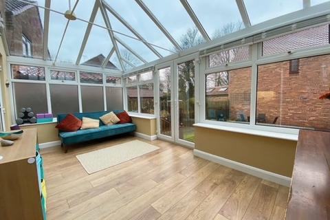 4 Ashburn Drive, Wetherby, LS22 5RD