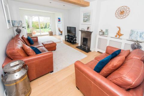 6 Briar Lane, Carshalton, SM5 4PX
