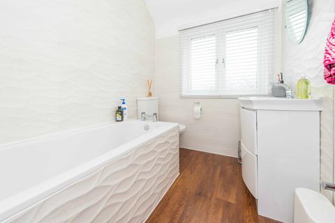 6 Briar Lane, Carshalton, SM5 4PX