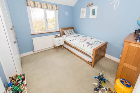 6 Briar Lane, Carshalton, SM5 4PX