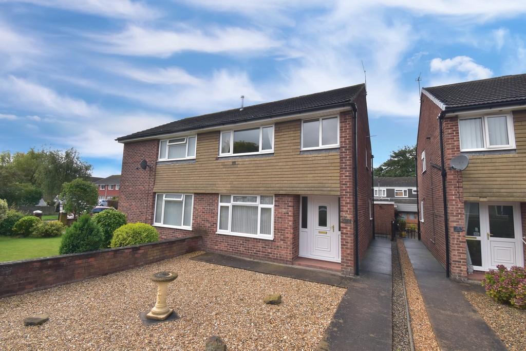 Bankhead Road, Northallerton 3 bed semidetached house £700 pcm (£162 pw)