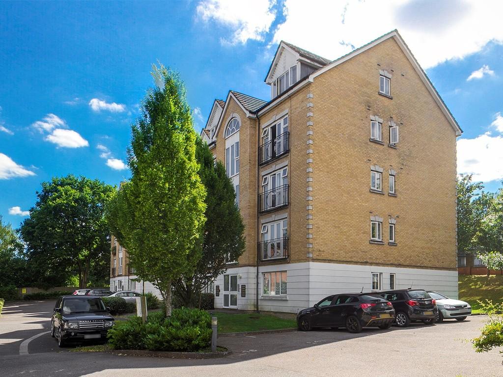 Three Bridges, Crawley 2 bed apartment £1,095 pcm (£253 pw)