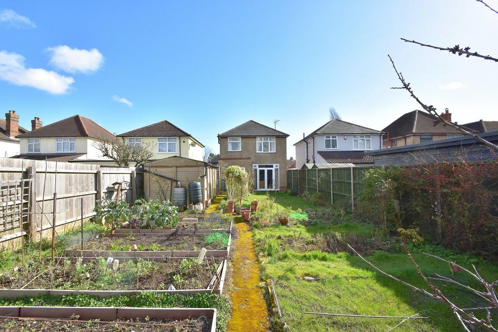 Ransome Road, Ipswich IP3 9AP 3 bed detached house £250,000
