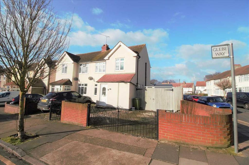 Glebe Way, Hornchurch 3 bed semidetached house £1,500 pcm (£346 pw)
