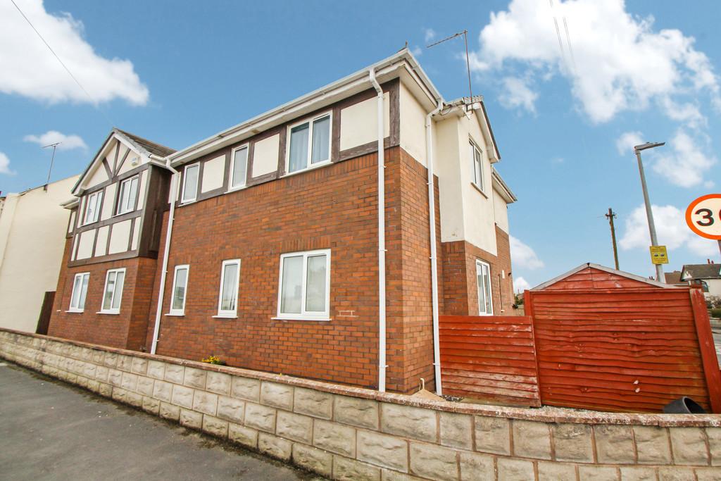 Towyn Road, Abergele 2 bed terraced house £115,000
