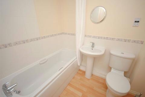 80 Danes Close, Grimsby, DN32 9AG