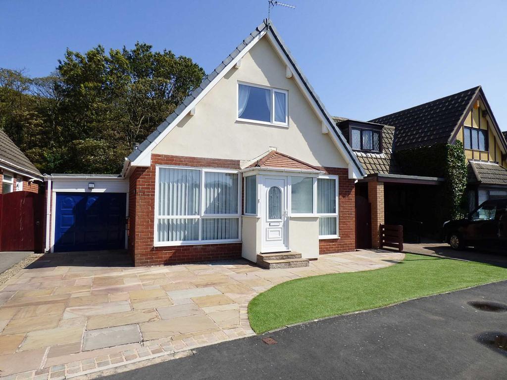 Forest Drive, South Park, Lytham 3 bed detached house £275,000