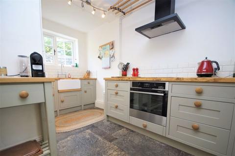 Batch Cottage Fosse Road, Oakhill, Radstock, BA3 5HU