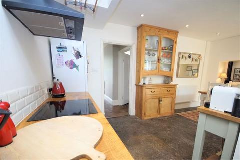 Batch Cottage Fosse Road, Oakhill, Radstock, BA3 5HU
