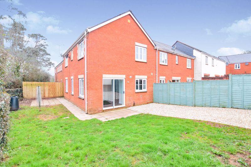 Waylands Corner, Tiverton 3 bed end of terrace house £90,000
