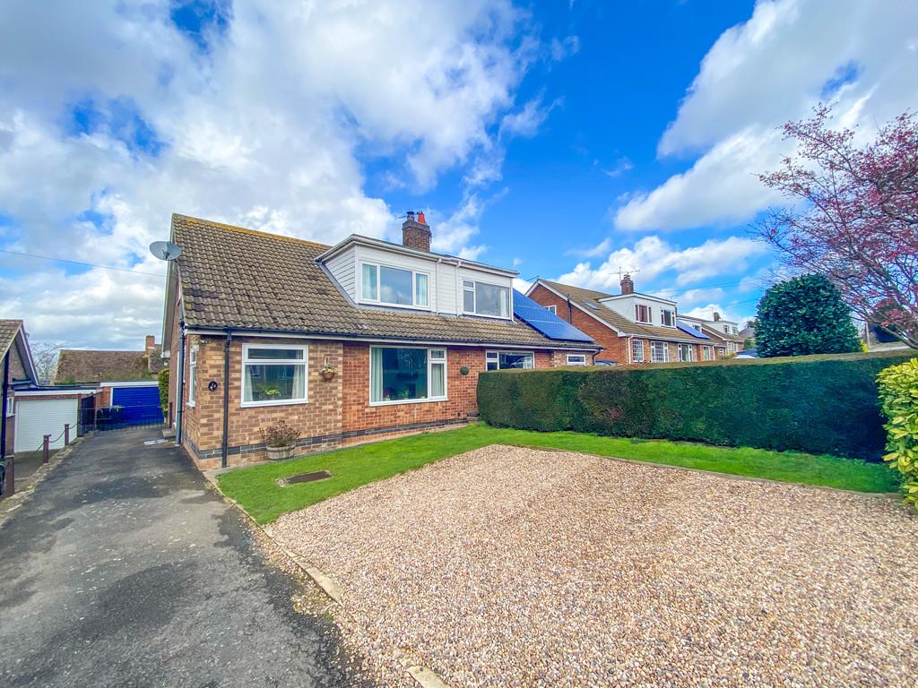 Rectory Close, Crick, NN6 7SY 3 bed semidetached house £280,000