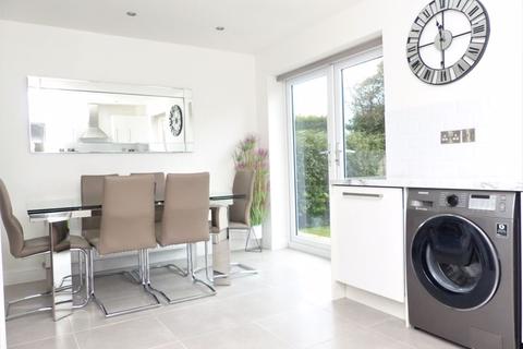 46 Betteridge Drive, Sutton Coldfield, B76 1FN