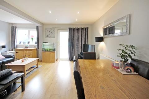 8 Meadow Close, Royal Wootton Bassett, Swindon, SN4 7JL