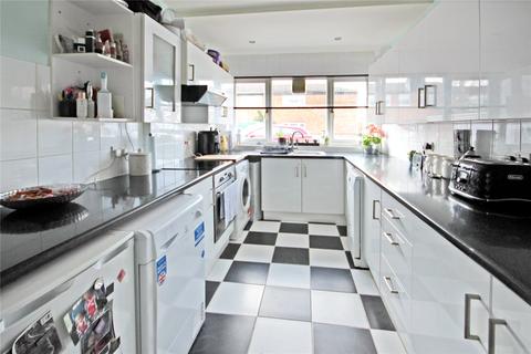 8 Meadow Close, Royal Wootton Bassett, Swindon, SN4 7JL