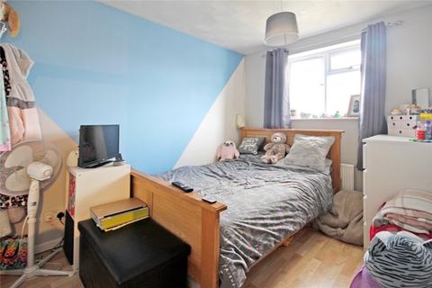 8 Meadow Close, Royal Wootton Bassett, Swindon, SN4 7JL