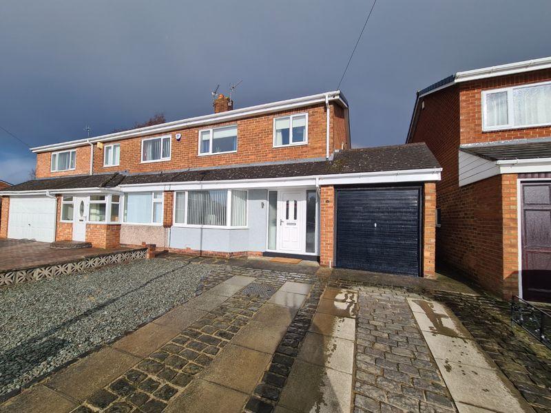 Eden Grove, Stobhill Grange, Morpeth 3 bed semidetached house £220,000