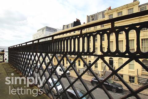 Studio to rent, Oriental Place, Brighton