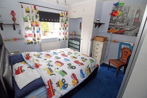 290 Limpsfield Road, South Croydon, CR2 9DD