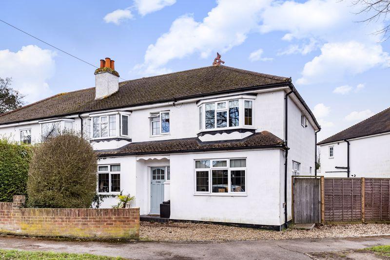Oaks Way, Carshalton 4 bed semidetached house £675,000