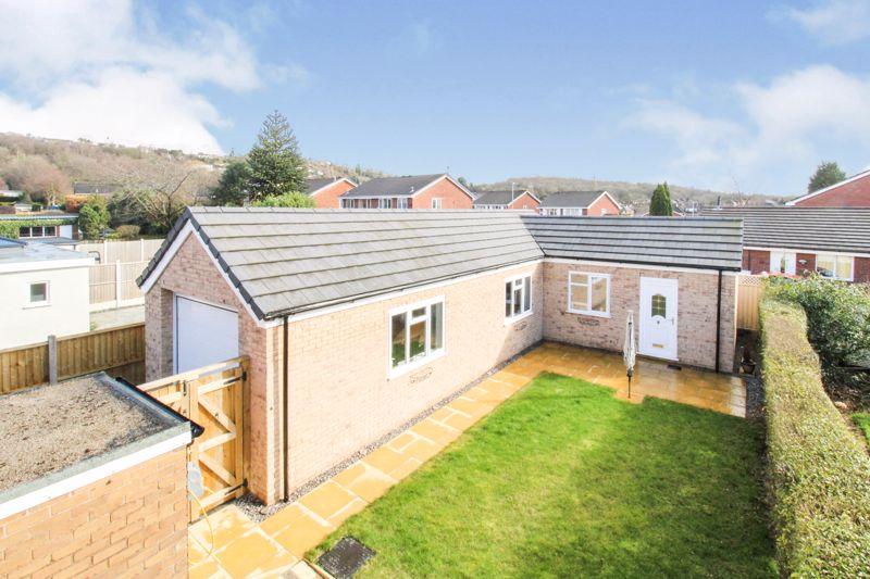 Field Avenue, Baddeley Green, StokeonTrent, ST2 3 bed semidetached