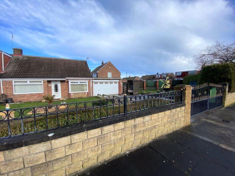 Dilston Close, Shiremoor 2 bed semidetached bungalow £179,950