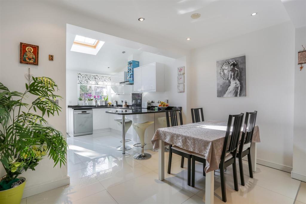 Westminster Road, Sutton 3 bed terraced house £440,000