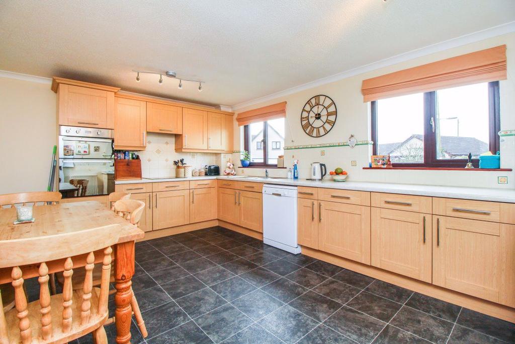 Southwood Meadows, Buckland Brewer... 4 bed house £950 pcm (£219 pw)