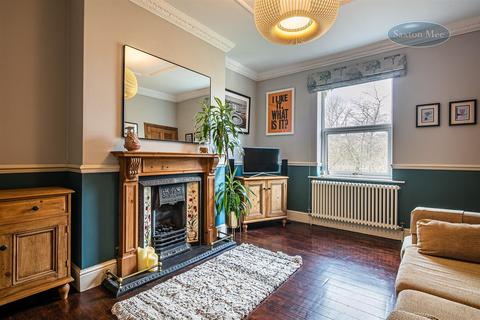 15 Coronation Road, Stocksbridge, Sheffield, S36 1AX