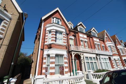 Flat 3, 10 Albert Road, Bexhill-on-sea, TN40 1DG