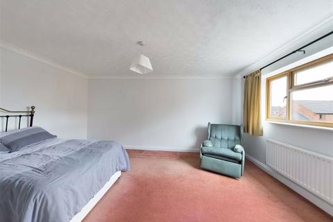 25 Aconbury Close, Worcester, WR5 1JD