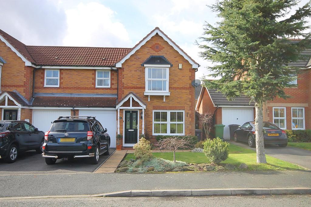 Elmsett Close, Great Sankey... 3 bed semidetached house £265,000