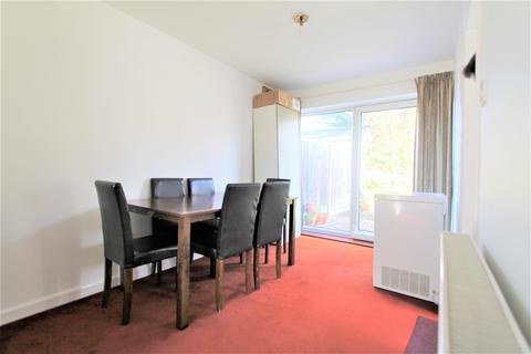 4 Barton Close, Wigston, LE18 2JR