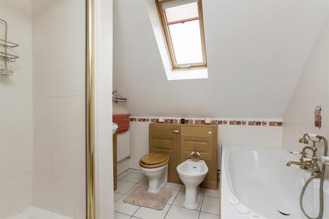 New Inn, 25 Bleachfield Street, Alcester, B49 5BB