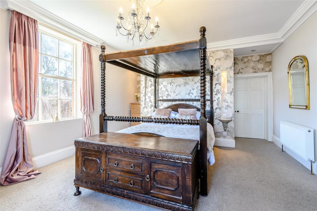 8453534-interior29.jpg