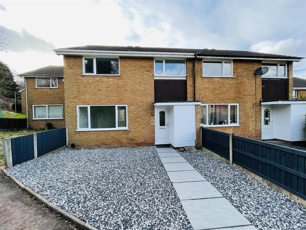 Snowdon Close, Stockingford, Nuneaton 3 bed terraced house £155,000