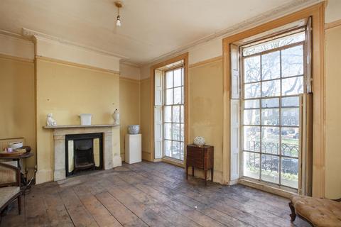 8 Addington Square, London, SE5 7JZ