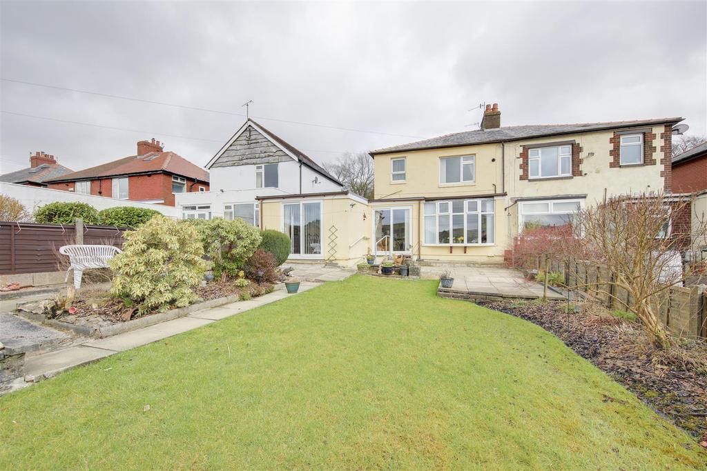 Helmshore Road, Helmshore, Rossendale 3 bed semidetached house £275,000