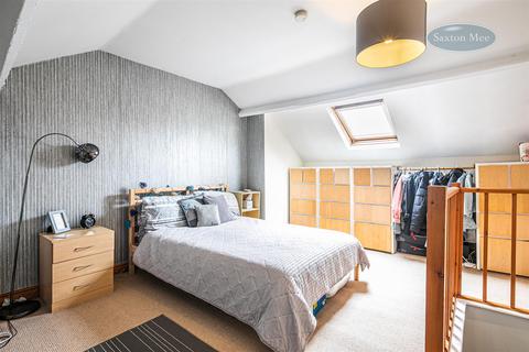 109 Lydgate Lane, Sheffield, S10 5FN