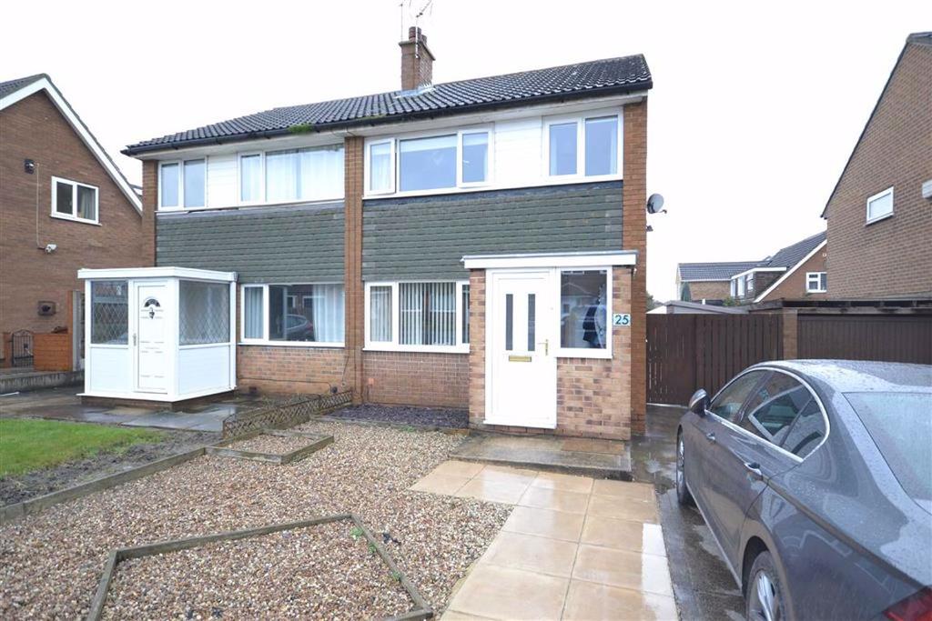 Harlech Way, Garforth, Leeds, LS25 3 bed semidetached house £230,000