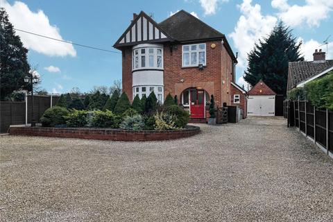 3 bedroom detached house for sale, Basingstoke Road, Three Mile Cross, Reading, RG7