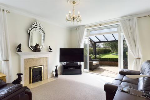 3 bedroom detached house for sale, Basingstoke Road, Three Mile Cross, Reading, RG7