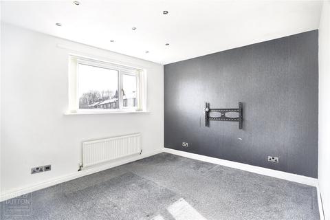 248 Greenacres Road, Oldham, OL4 3ET