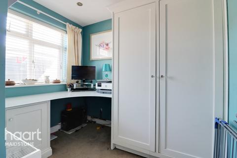 9 Beacon Road, Lenham, Maidstone, ME17 2HJ