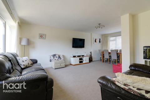 9 Beacon Road, Lenham, Maidstone, ME17 2HJ