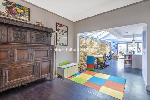 44 Glenwood Road, London, SE6 4NF
