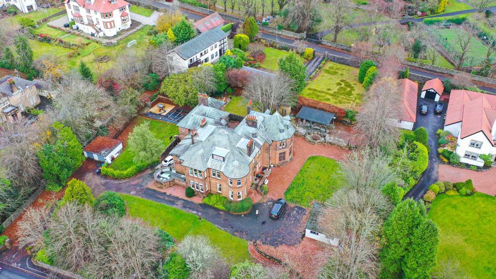 Bridge Of Weir Road, Kilmacolm 2 bed apartment £229,000