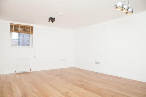 1 bedroom flat to rent, Ashley Place, Bonnington, Edinburgh, EH6