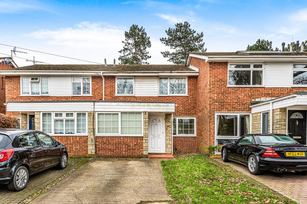 Potters Bar, Hertfordshire, EN6 3 bed terraced house £475,000