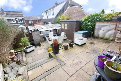 2 Upton Way, Walshaw, Bury, BL8 3BT